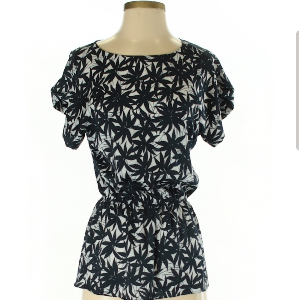 ❤ Ann Taylor Printed Blouse